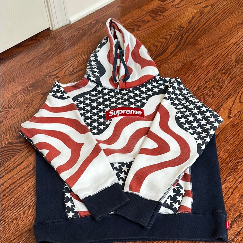 Supreme Patriotic Hoodie